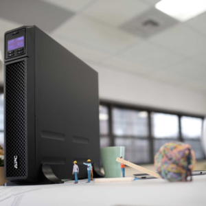 Источник бесперебойного питания APC Источник бесперебойного питания APC Smart-UPS SRT, Двойное преобразование (онлайн), 1000 ВА / 1000 Вт, Tower, IEC, LCD, Serial+USB, USB, SmartSlot, подкл. доп. батарей — изображение 8